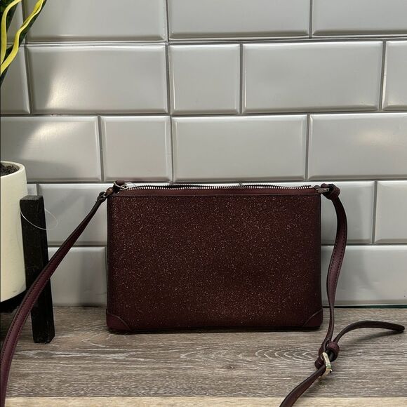 1493 NWT Kate Spade burgundy glitter crossbody - Picture 2 of 12